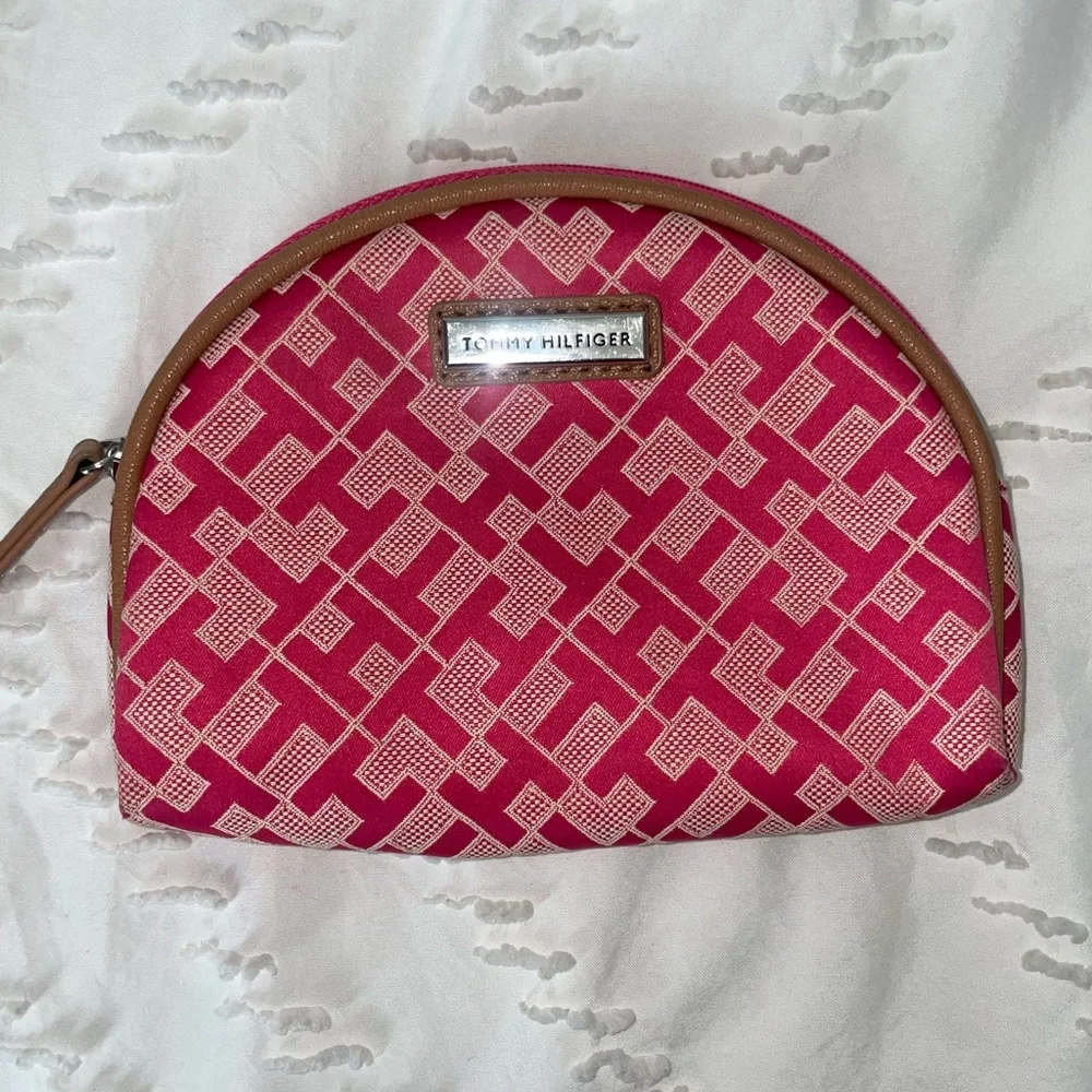 EUC TOMMY HILFIGER Bright Pink Red 5x7 Cosmetic Bag